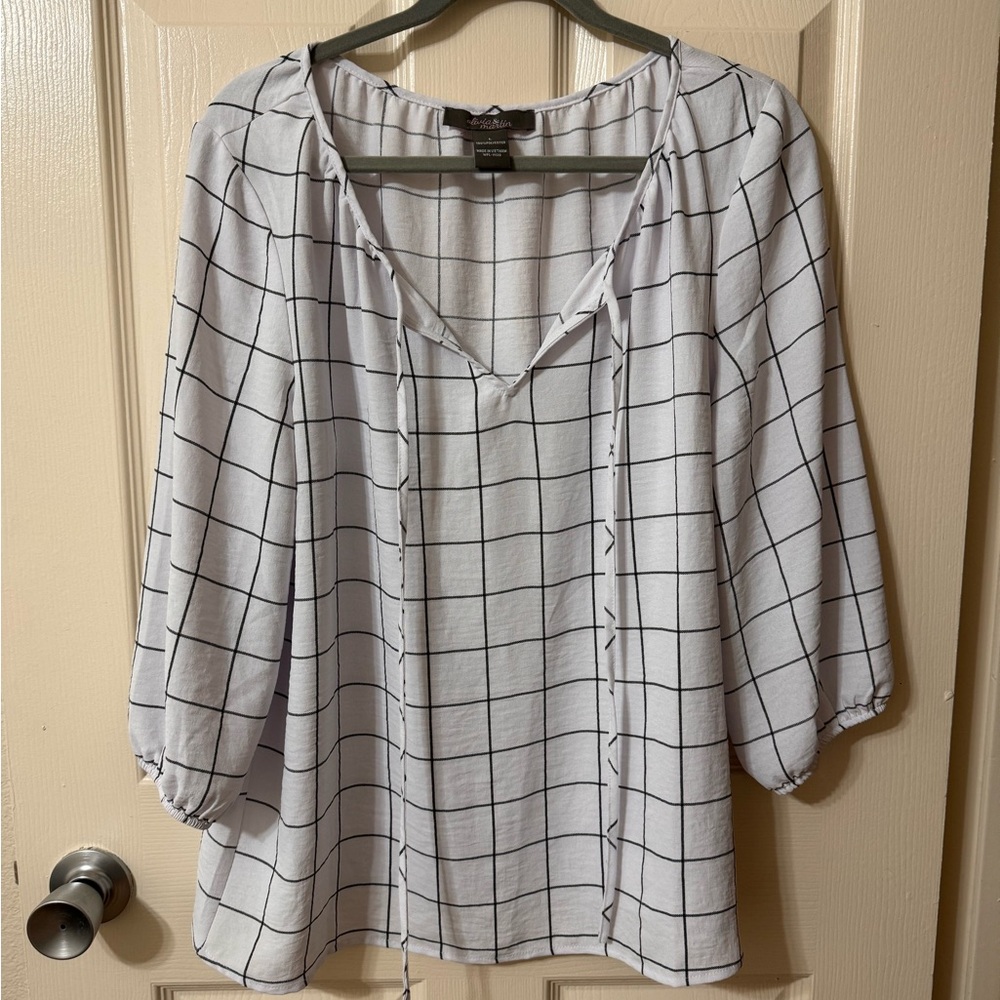 Elegant White and Black Grid Blouse